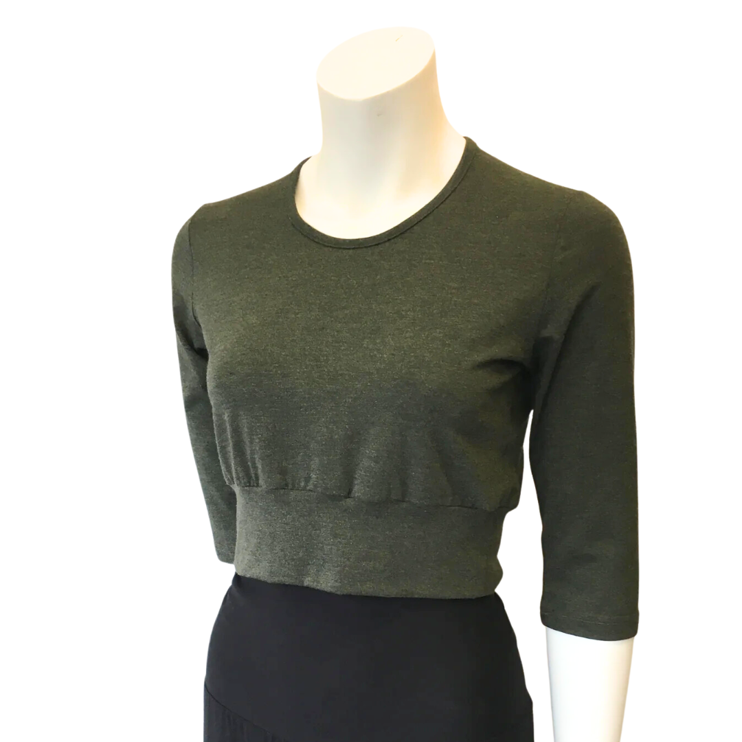 Classic Banded Crop Top 3/4 Sleeve