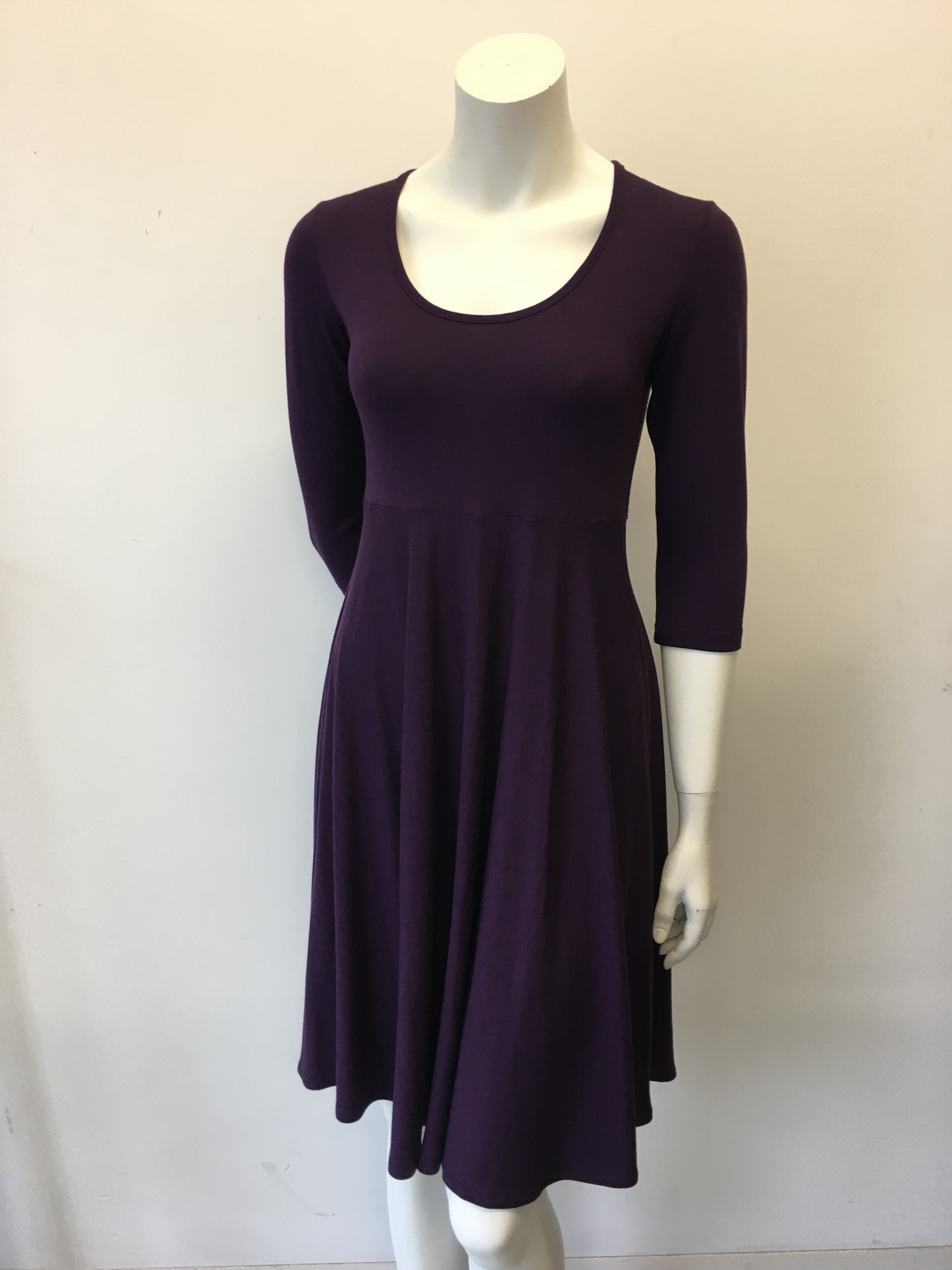 Circle Dress 3/4 Sleeve